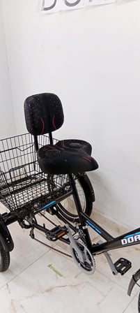 Dorello Konforlu Bisiklet Koltuğu Ergonomik Sırt Destekli, Şık Tasarım - Renk: kırımızı