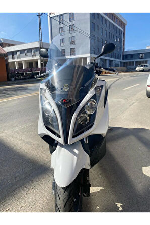 Kymco Downtown Siperlik Ön Cam 2010 2015 Model 67cm Şeffaf renk 4mm BOYLU