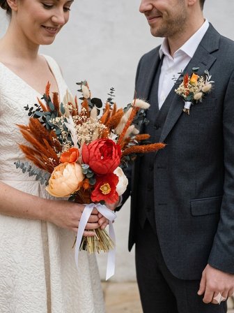 Hidden Botanics Gelin Buketi Yapay Şakayık ve Kurutulmuş Çiçek Demeti Yaka Çiçeği Seti