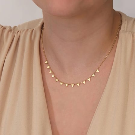 Sıralı Üçgen Model Altın Kolye