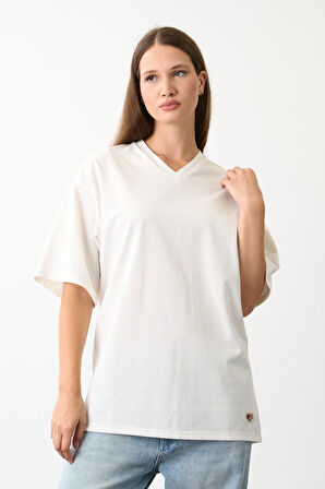 V Yaka Oversize T-shirt (E24-742A-WN)