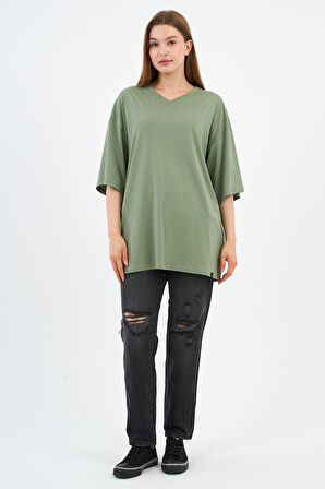 V Yaka Oversize T-shirt (E24-742A-WN)