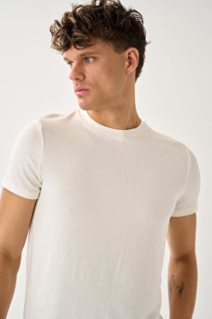 Bisiklet Yaka Basic T-Shirt