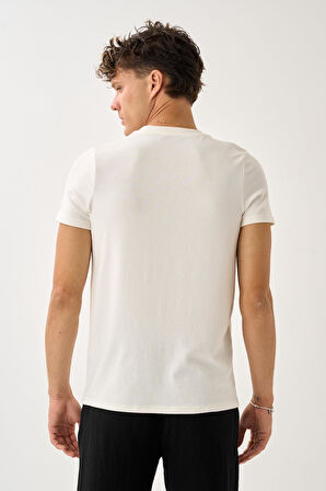 Bisiklet Yaka Basic T-Shirt