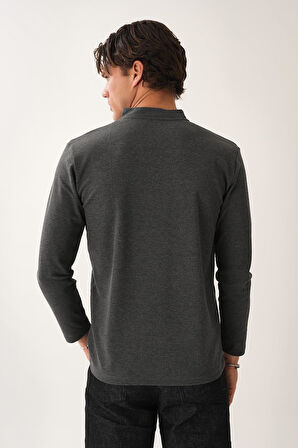 V Yaka Yırtmaç Detaylı Uzun Kollu T-Shirt