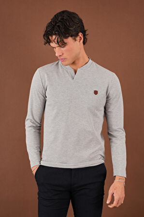 V Yaka Yırtmaç Detaylı Uzun Kollu T-Shirt