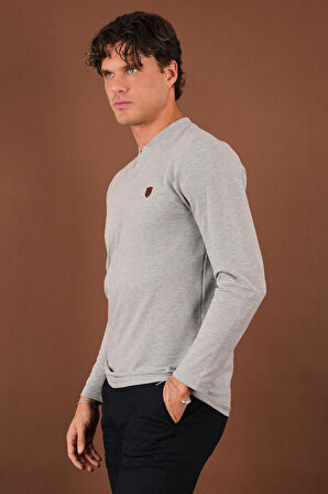 V Yaka Yırtmaç Detaylı Uzun Kollu T-Shirt