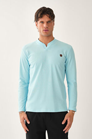 V Yaka Yırtmaç Detaylı Uzun Kollu T-Shirt