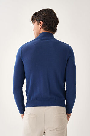 Yarım Boğazlı Triko Kazak