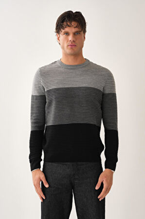 Bloklu Fitilli Triko Kazak