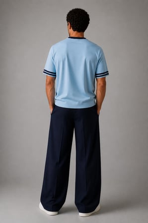 Şerit Detaylı Kontrast Yaka Basic T-Shirt