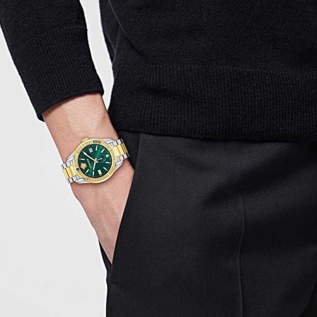 Versace VRSCVE6Y00426 Erkek Kol Saati