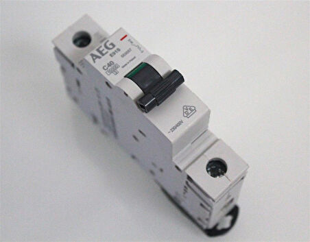 Aeg E91S C40 40A Otomatik Sigorta Devre Kesici 230/400V 1 Kutup