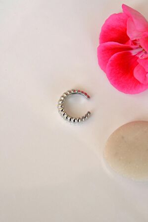 Bombeli Earcuff Sıkıştırmalı Kıkırdak Küpesi Gümüş Renkli