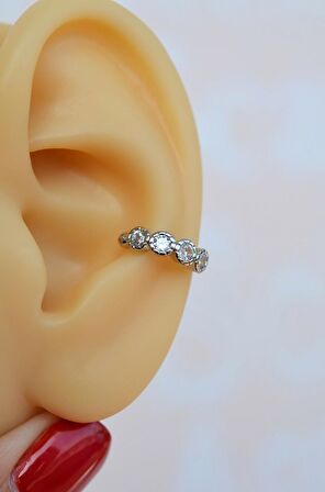 Gümüş Renkli Zirkon Taşlı Earcuff Sıkıştırmalı Kıkırdak Küpesi