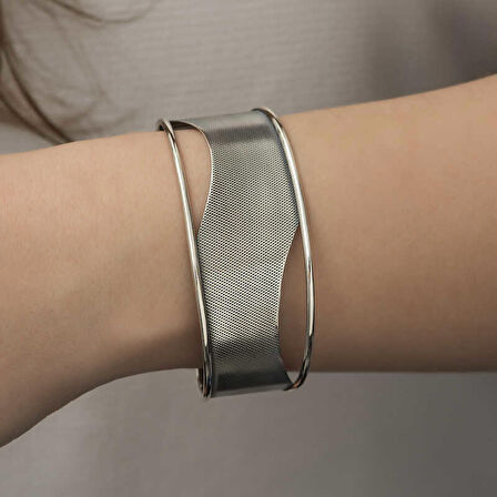 Ebuz Gümüş Eskitme Desenli Kadın Bilezik