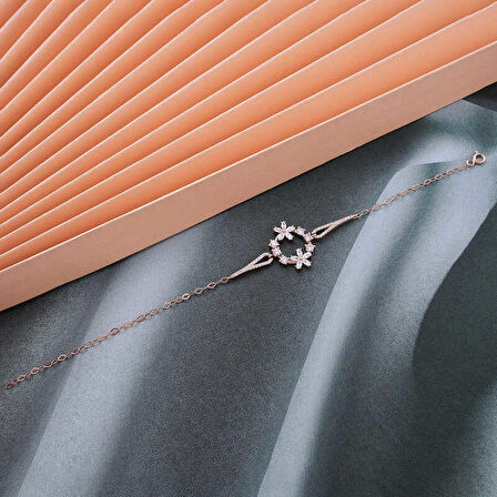 Ebuz Gümüş Rose Beyaz Çiçek Kadın Bileklik