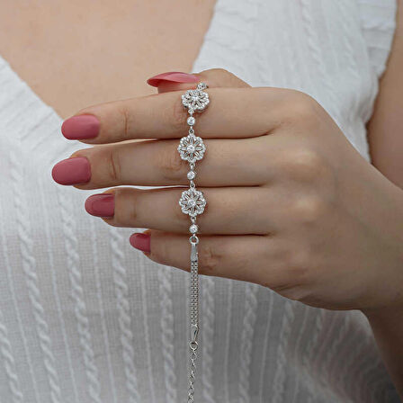 Ebuz Gümüş Baget Çiçek Desenli Kadın Bileklik