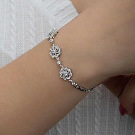 Ebuz Gümüş Baget Çiçek Desenli Kadın Bileklik