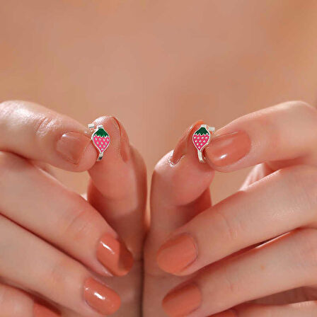 Ebuz Gümüş Çilek Çocuk Küpesi