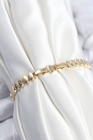 Pirinç VIP Seri Gold Renk Sıralı Arpa Model Kadın Bileklik