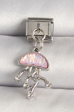 Gümüş Renk Pembe Mineli Deniz Anası Model Zirkon Taş Detaylı Nomination Charm - EBJ250501W32896
