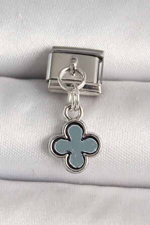 Gümüş Renk Lacivert Mineli Yonca Model Nomination Charm - EBJ250501W32903