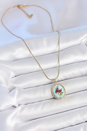 Gold Renk Zincir Turkuaz Mineli İncili Çiçek İşlemeli Portre Model Kadın Kolye - EBJ250519W33942