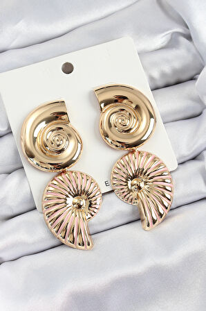 Pirinç Sarmal Sallantılı Deniz Kabuğu Vintage Model Gold Renk Küpe - EBJ250620W35795