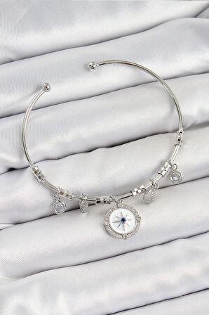 Pirinç Zirkon Taşlı Pusula Model Gümüş Renk Charm Bileklik - EBJ250705W36295