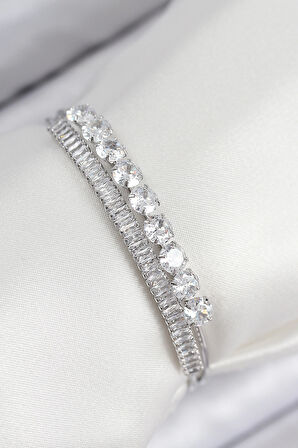 Pirinç Zirkon Taşlı Su Yolu Model Gümüş Renk Kadın Bileklik - EBJ250902W37718