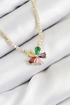 Pirinç Zirkon Taşlı Su Yolu Asorti Çiçek Model Gold Renk Kadın Kolye - EBJ250902W37766