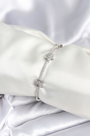 Pirinç Gümüş Renk Yıldız Model Kadın Bileklik - EBJ250927W38031