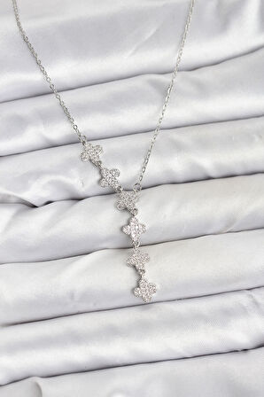 Zincir Gümüş Renk Yonca Model Kadın Kolye - EBJ251115W38408