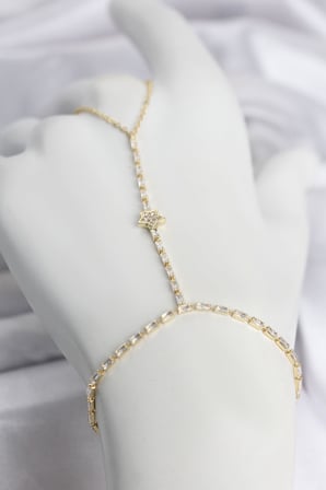 Gold Renk Pirinç Zirkon Taşlı Yıldız Model Şahmeran - EBJ260612W44032