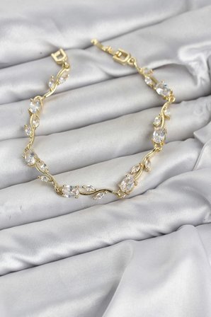 Pirinç Gold Renk Zirkon Taşlı Çiçek Model Kadın Bileklik - EBJ260701W44122