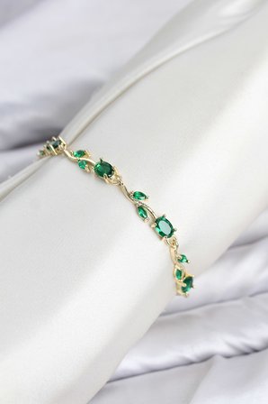 Pirinç Gold Renk Yeşil Zirkon Taşlı Çiçek Model Kadın Bileklik - EBJ260701W44124