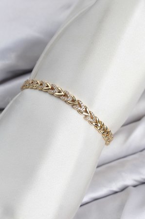 CM Model Zirkon Taşlı VIP Seri Gold Renk Pirinç Kadın Bileklik - EBJ260701W44146