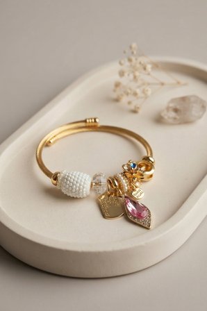 Beyaz Damla Model Charmlı Bileklik - EBJ260725W44485