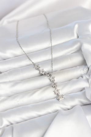 Yıldız Model Gümüş Renk Zirkon Taşlı Kadın Kolye - EBJ260725W44308