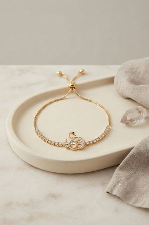 Gold Renk Zirkon Taşlı Pirinç Kuğu Model Asansörlü Bileklik - EBJ260808W46064