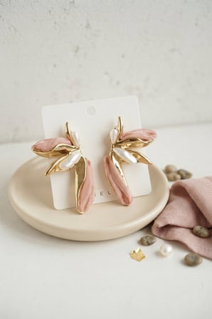 Pembe Renk Lotus Yaprak Model Kadın Küpe - EBJ260808W46046