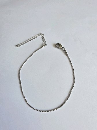 Çelik Gümüş Renk Çok İnce Zincir Model Erkek Bileklik - EBJ260808W46009