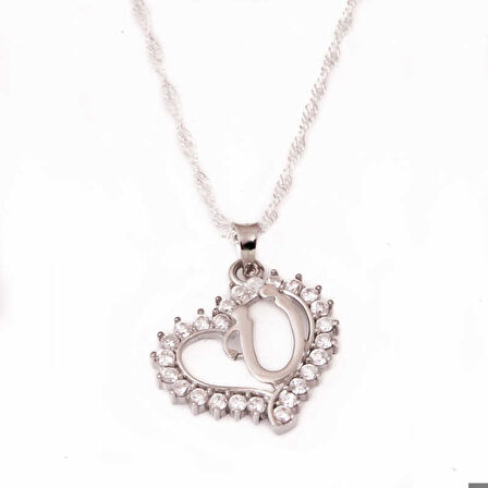 Ebuz Gümüş Ü Harf Kalpli Kadın Kolye