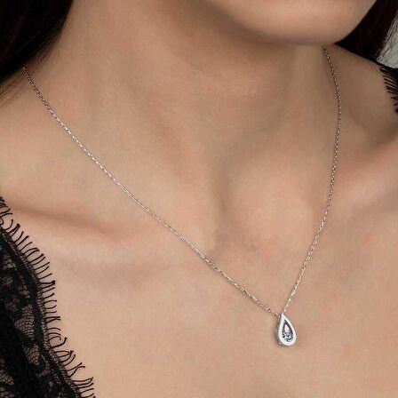 Ebuz Swarovski Taşlı Gümüş Damla Kadın Kolye