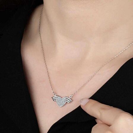 Ebuz Swarovski Taşlı Gümüş Kalp Bayan Kolye