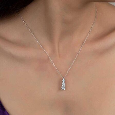 Ebuz Swarovski Taşlı Gümüş Üçtaş Tektaş Bayan Kolye