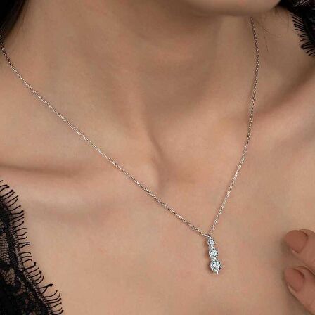 Ebuz Swarovski Taşlı Gümüş Üçtaş Tektaş Bayan Kolye