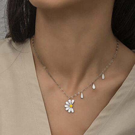 Ebuz Gümüş Rodyum Papatya Seviyor Sevmiyor Kadın Kolye