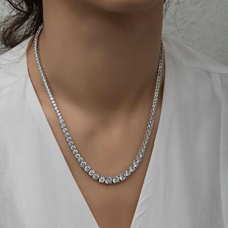 Ebuz Gümüş Süzme Beyaz Taşlı Su Yolu Kadın Kolye